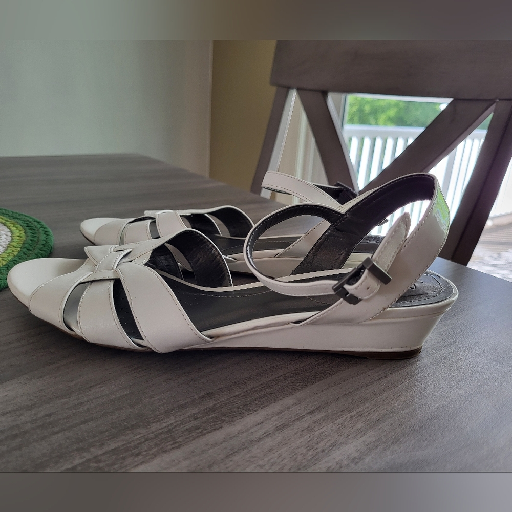 LifeStride Women's Yvette Wedge Sandal - 11W - Picture 3 of 7